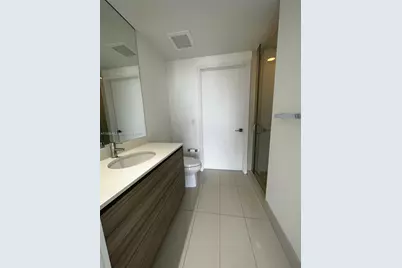 121 NE 34th St #2707, Miami, FL 33137 - Photo 7