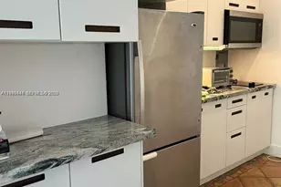 645 NE 77th St, Miami, FL 33138 - Photo 5