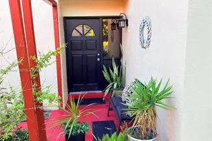 10025 SW 16th St, Pembroke Pines, FL 33025 - Photo 35