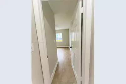 14136 SW 149th Pl, Miami, FL 33196 - Photo 9