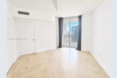 350 S Miami Ave #3904, Miami, FL 33130 - Photo 17