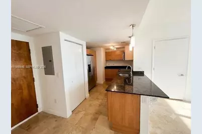 350 S Miami Ave #3904, Miami, FL 33130 - Photo 9