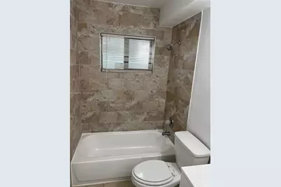 180 NE 71st St #2, Miami, FL 33138 - Photo 9