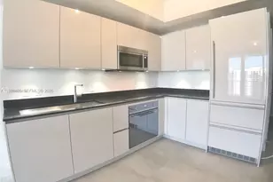 1010 Brickell Ave, Miami, FL 33131 - Photo 5