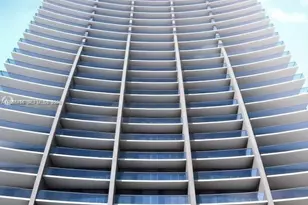 1010 Brickell Ave, Miami, FL 33131 - Photo 33