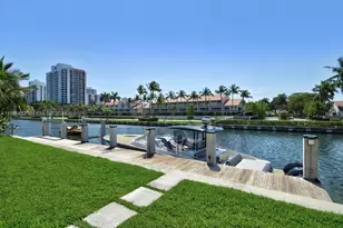 493 Holiday Dr, Hallandale Beach, FL 33009 - Photo 55