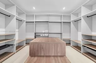 493 Holiday Dr, Hallandale Beach, FL 33009 - Photo 31