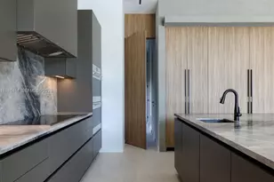 493 Holiday Dr, Hallandale Beach, FL 33009 - Photo 17