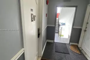 13685 NE 10th Ave, North Miami, FL 33161 - Photo 23