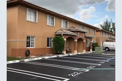 2425 W 76th St #109, Hialeah, FL 33016 - Photo 9