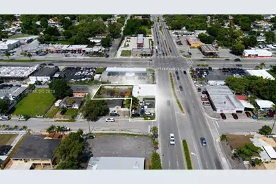 2618 NW 103rd St, Miami, FL 33147 - Photo 3