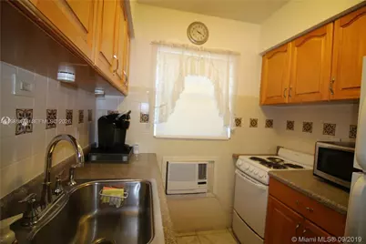 3240 NE 16th St #3, Pompano Beach, FL 33062 - Photo 9