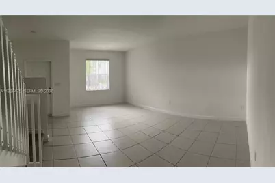 2672 SE 19th St, Homestead, FL 33035 - Photo 5