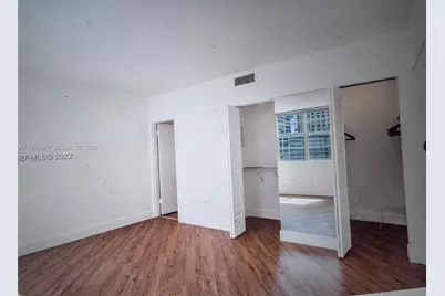 999 Brickell Bay Dr #1601, Miami, FL 33131 - Photo 7