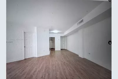999 Brickell Bay Dr #1601, Miami, FL 33131 - Photo 5
