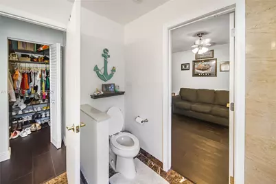 111 NW 151st Ave, Pembroke Pines, FL 33028 - Photo 13