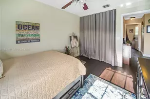 111 NW 151st Ave, Pembroke Pines, FL 33028 - Photo 19