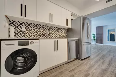 9195 Collins Ave #1109, Surfside, FL 33154 - Photo 25