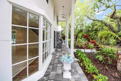 6900 SW 104th St, Pinecrest, FL 33156 - Photo 3