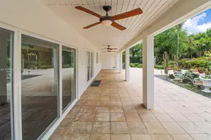 6900 SW 104th St, Pinecrest, FL 33156 - Photo 9