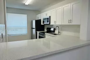 8102 SW 21st Ct, Miramar, FL 33025 - Photo 3