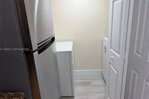 560 S Park Rd, Hollywood, FL 33021 - Photo 9