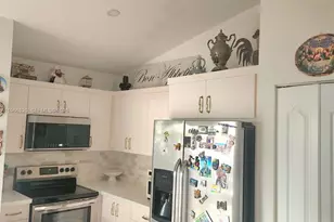 14330 SW 179th Ln, Miami, FL 33177 - Photo 11