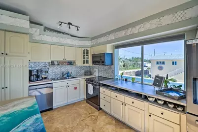 6501 Oceanview Ave, Marathon, FL 33050 - Photo 7