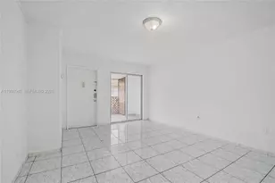 15619 SW 73rd Cir Terrace, Miami, FL 33193 - Photo 11