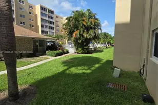 620 NE 12th Ave, Hallandale Beach, FL 33009 - Photo 3