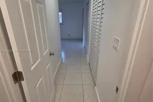 620 NE 12th Ave, Hallandale Beach, FL 33009 - Photo 13