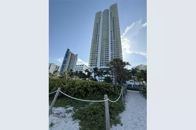 6365 Collins Ave #904, Miami Beach, FL 33141 - Photo 15