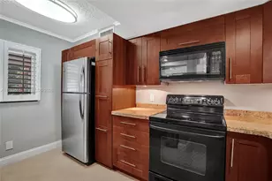 1313 SE 5th Ct, Dania Beach, FL 33004 - Photo 7