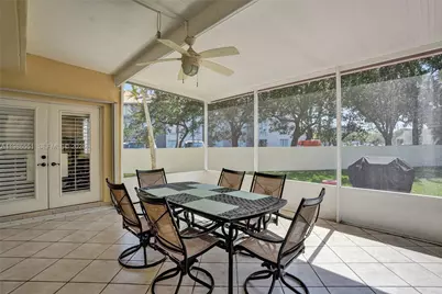 1313 SE 5th Ct, Dania Beach, FL 33004 - Photo 15