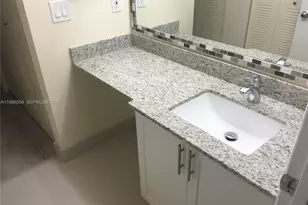 2831 N Oakland Forest Dr, Oakland Park, FL 33309 - Photo 15