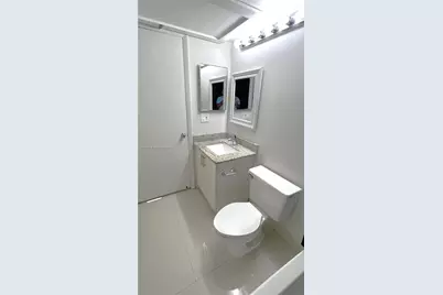 2831 N Oakland Forest Dr #112, Oakland Park, FL 33309 - Photo 19