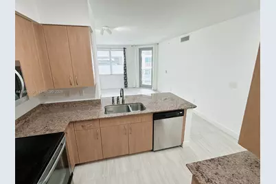 1830 Radius Dr #501, Hollywood, FL 33020 - Photo 9