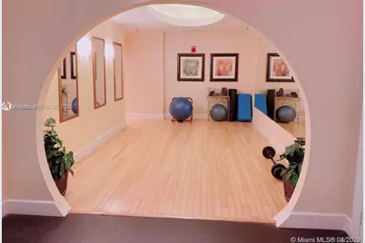 1830 Radius Dr #501, Hollywood, FL 33020 - Photo 5