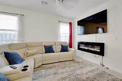 101 NE 37th Pl #0, Homestead, FL 33033 - Photo 3