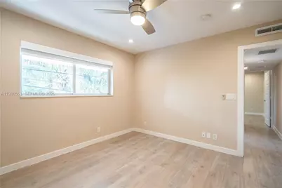 2400 NE 26th St #7, Fort Lauderdale, FL 33305 - Photo 11