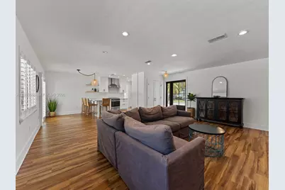 9020 SW 187th Ter, Cutler Bay, FL 33157 - Photo 5