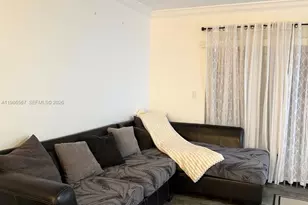 6425 W 27th Ct, Hialeah, FL 33016 - Photo 5