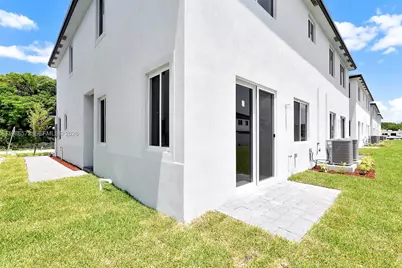 22555 SW 125th Ave, Miami, FL 33170 - Photo 5