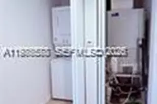 55 SW 9th St, Miami, FL 33130 - Photo 27