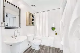 10 SW South River Dr, Miami, FL 33130 - Photo 9