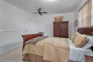 52 E 50th Pl, Hialeah, FL 33013 - Photo 13