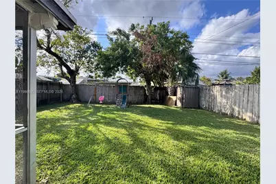 1951 SW 67th Ter, North Lauderdale, FL 33068 - Photo 15