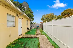 17120 NW 17th Ct, Miami Gardens, FL 33056 - Photo 19