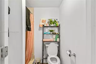 17120 NW 17th Ct, Miami Gardens, FL 33056 - Photo 15