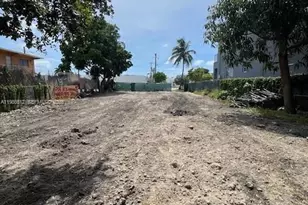 1976 NW 25th Ave, Miami, FL 33125 - Photo 5